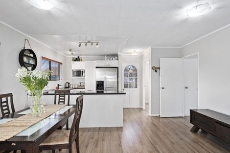 Photo of property in 17 Bayview Street, Te Puke, 3119