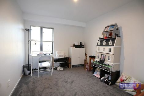 Photo of property in Gloucester Towers, 11/28 Gloucester Street, Christchurch Central, Christchurch, 8013