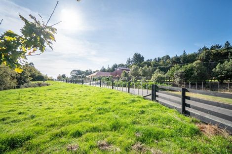 Photo of property in 50 Waicola Drive, Fitzherbert, Palmerston North, 4471