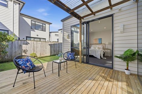 Photo of property in 9 Pihoihoi Place, Hobsonville, Auckland, 0616