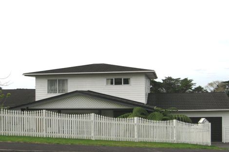 Photo of property in 2/2 Lesa Annis Place, Henderson, Auckland, 0612