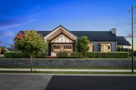 Photo of property in 71 Roy Hilton Drive, Flagstaff, Hamilton, 3210