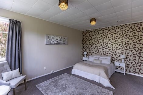 Photo of property in 66 Racecourse Road, Waipukurau, 4200