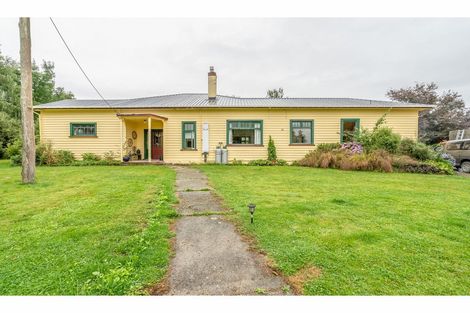 Photo of property in 88 Cooper Road, Tussock Creek, Winton, 9781