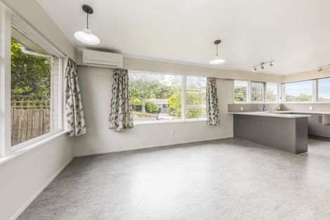 Photo of property in 1/46 Scenic Drive, Manurewa, Auckland, 2102