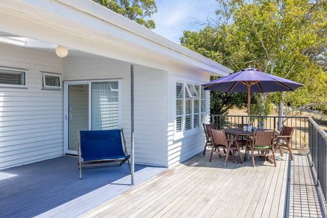 Photo of property in 250 Bayview Road, Diamond Harbour, 8972