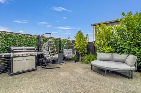 Photo of property in 14 Taitonga Lane, Stanmore Bay, Whangaparaoa, 0932