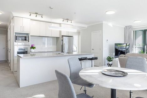 Photo of property in 30 Rewa Rewa Lane, Orewa, 0931