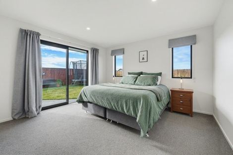 Photo of property in 21 Quinn Crescent, Woodend, 7610