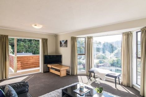 Photo of property in 64 Hathaway Avenue, Karori, Wellington, 6012