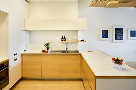 Photo of property in Tennyson Apartments, 11/25 Tennyson Street, Te Aro, Wellington, 6011