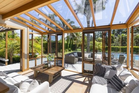 Photo of property in 338 Old North Road, Kumeu, 0892
