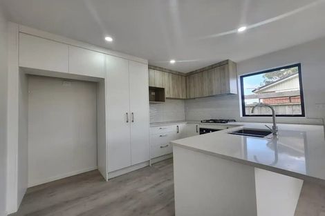 Photo of property in 60c Heybridge Street, Manurewa, Auckland, 2102