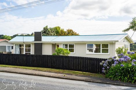 Photo of property in 15 Doctors Hill Road, Maungaturoto, 0520