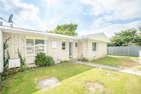 Photo of property in 3 Seddon Street, Takaro, Palmerston North, 4412