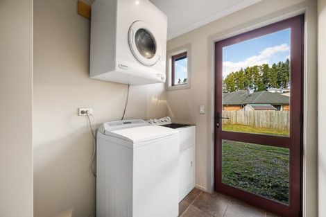 Photo of property in 9 Perrow Street, Wanaka, 9305