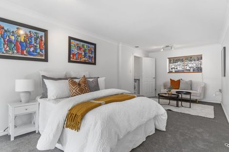 Photo of property in 55 Seaton Road, Murrays Bay, Auckland, 0630