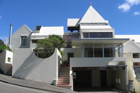 Photo of property in 104 Majoribanks Street, Mount Victoria, Wellington, 6011