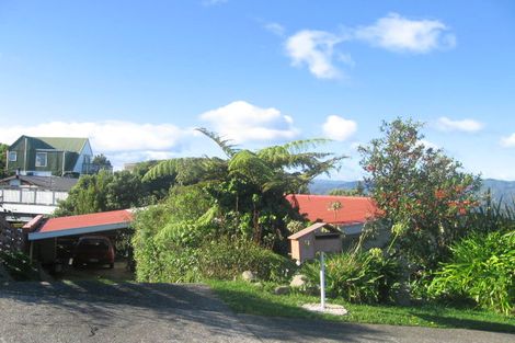 Photo of property in 9 Eastview Grove, Normandale, Lower Hutt, 5010