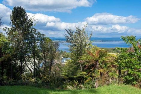 Photo of property in 24 Brunette Drive, Acacia Bay, Taupo, 3330