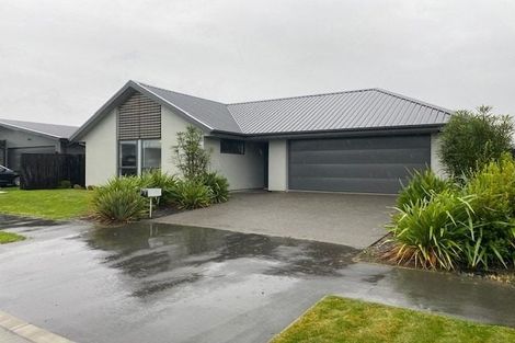 Photo of property in 5 Tussle Grove, Halswell, Christchurch, 8025