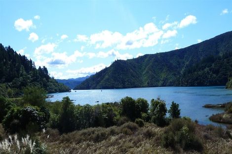 Photo of property in 573 Port Underwood Road, Whatamango Bay, Picton, 7281