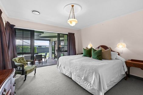 Photo of property in 128 Brookvale Road, Havelock North, 4130