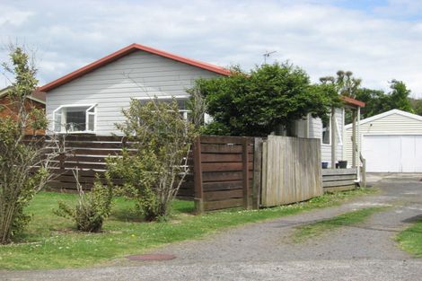 Photo of property in 1 Waterfront Road, Mangere Bridge, Auckland, 2022