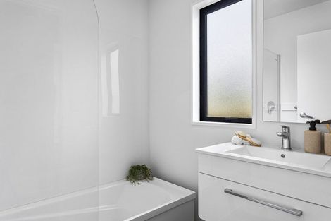 Photo of property in 12 League Lane, Phillipstown, Christchurch, 8011