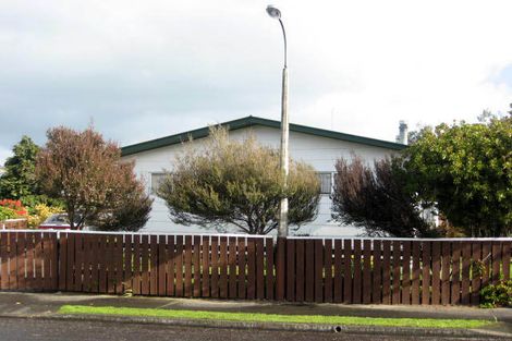 Photo of property in 5a Tasman Crescent, Carterton, 5713