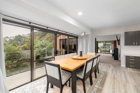 Photo of property in 2 Cannon Hill Crescent, Mount Pleasant, Christchurch, 8081