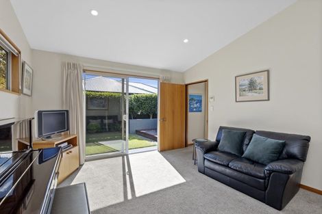 Photo of property in 8 Siding Lane, Prebbleton, 7604