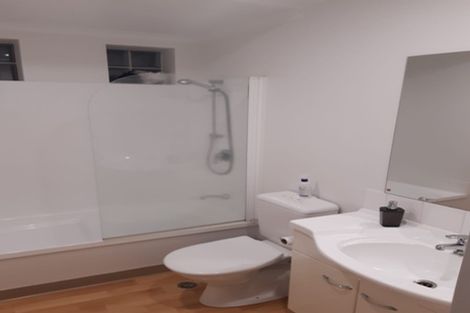 Photo of property in Paramount Apartments, 2/281 Maunganui Road, Mount Maunganui, 3116