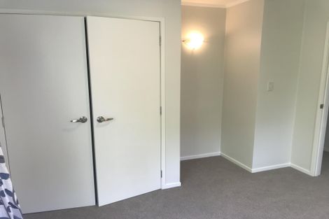 Photo of property in 18a Elliston Crescent, Stanmore Bay, Whangaparaoa, 0932