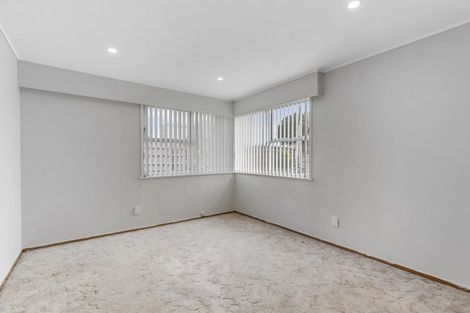Photo of property in 27 Prangley Avenue, Mangere, Auckland, 2022