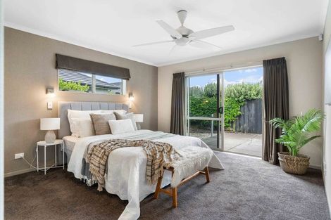 Photo of property in 32 Popata Close, Papamoa Beach, Papamoa, 3118