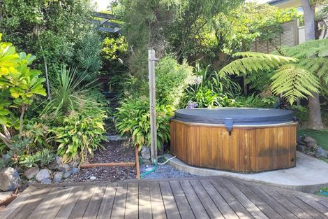 Photo of property in 58 Mount Pleasant Road, Mount Pleasant, Christchurch, 8081