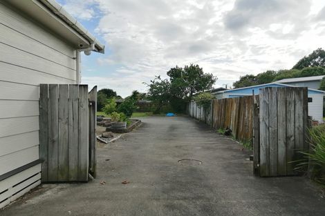 Photo of property in 16 Johnson Street, Bulls, 4818