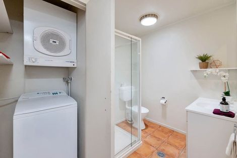 Photo of property in 5/372 Rosedale Road, Rosedale, Auckland, 0632