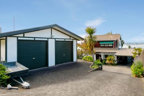 Photo of property in 23 Ewing Grove, Acacia Bay, Taupo, 3330