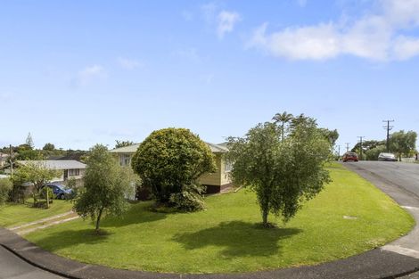 Photo of property in 35 Barbary Avenue, Kelston, Auckland, 0602