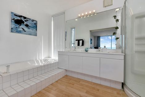 Photo of property in 1/36 King Richard Place, Browns Bay, Auckland, 0630