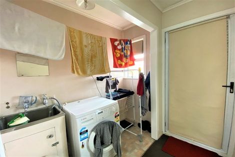 Photo of property in 2/17 Ti Rakau Drive, Pakuranga, Auckland, 2010