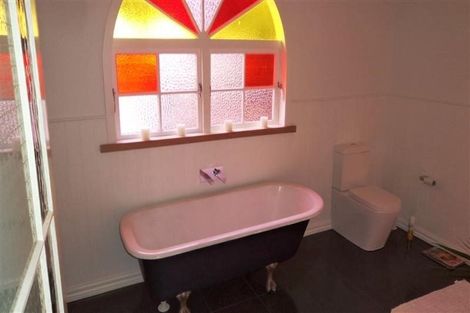 Photo of property in 81 Taikata Road, Te Atatu Peninsula, Auckland, 0610