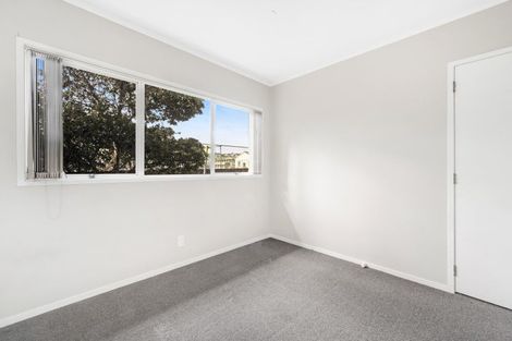 Photo of property in 1/35 Vivian Wilson Drive, Eastern Beach, Auckland, 2012
