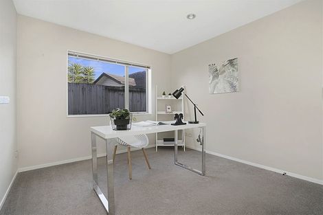 Photo of property in 16 Cole Thomas Place, Huntington, Hamilton, 3210