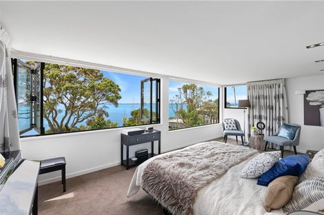 Photo of property in 37 Churchill Road, Murrays Bay, Auckland, 0630