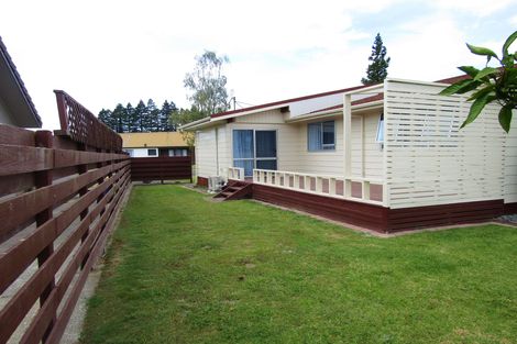 Photo of property in 20 Tawhara Place, Edgecumbe, 3120