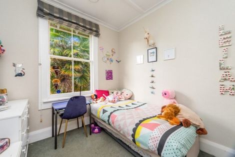 Photo of property in 65 Forest Lake Road, Forest Lake, Hamilton, 3200