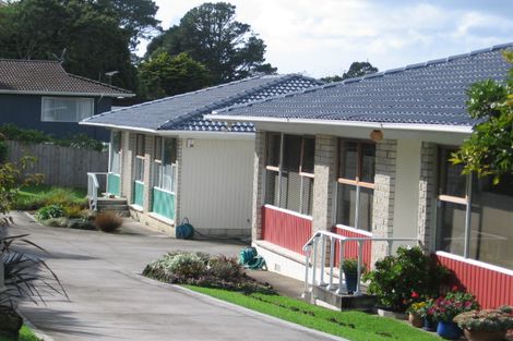 Photo of property in 2/4 Noumea Place, Mairangi Bay, Auckland, 0630
